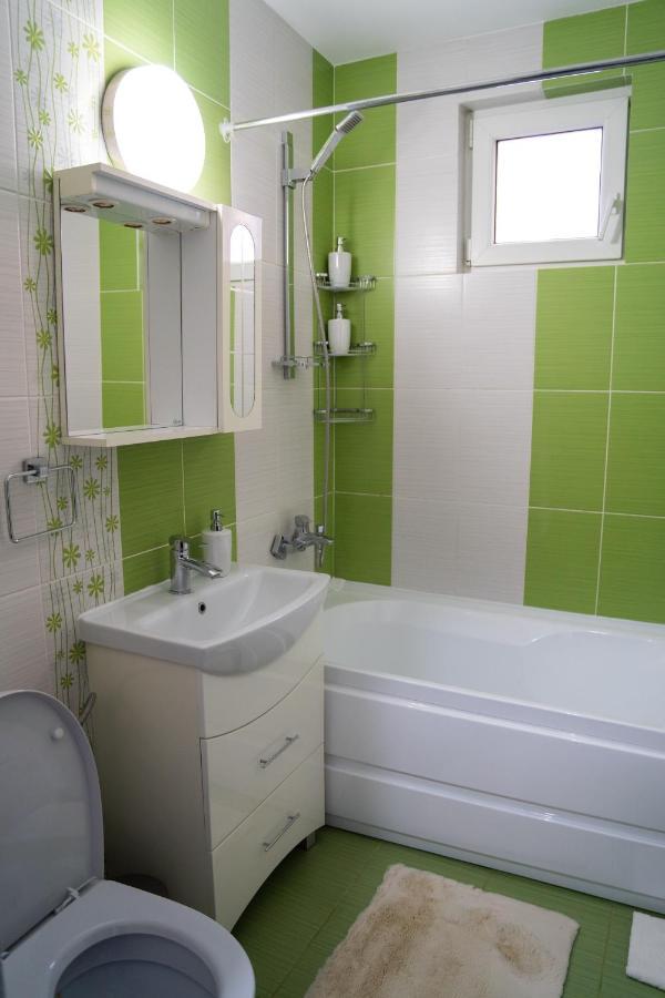 Ultracentral Golden Apartament 2 Suceava Exterior foto
