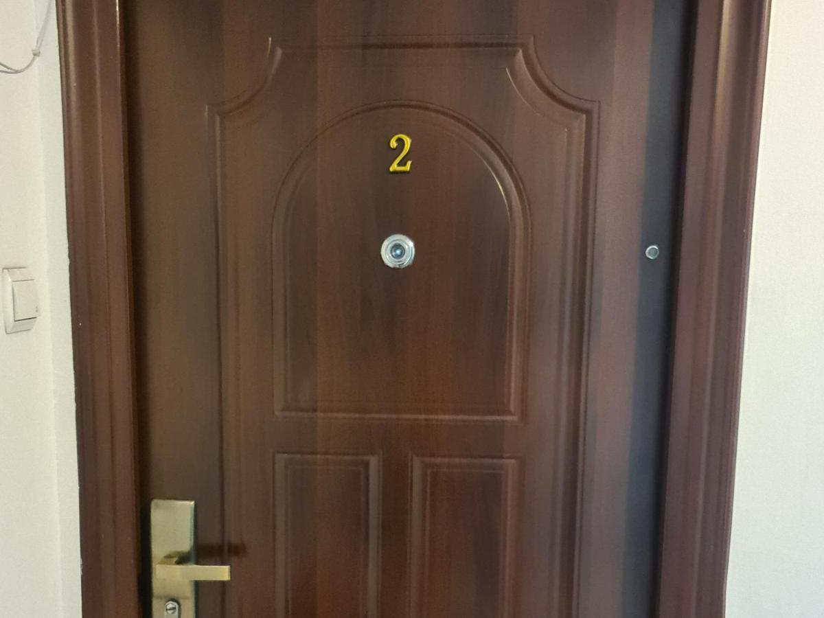 Ultracentral Golden Apartament 2 Suceava Exterior foto